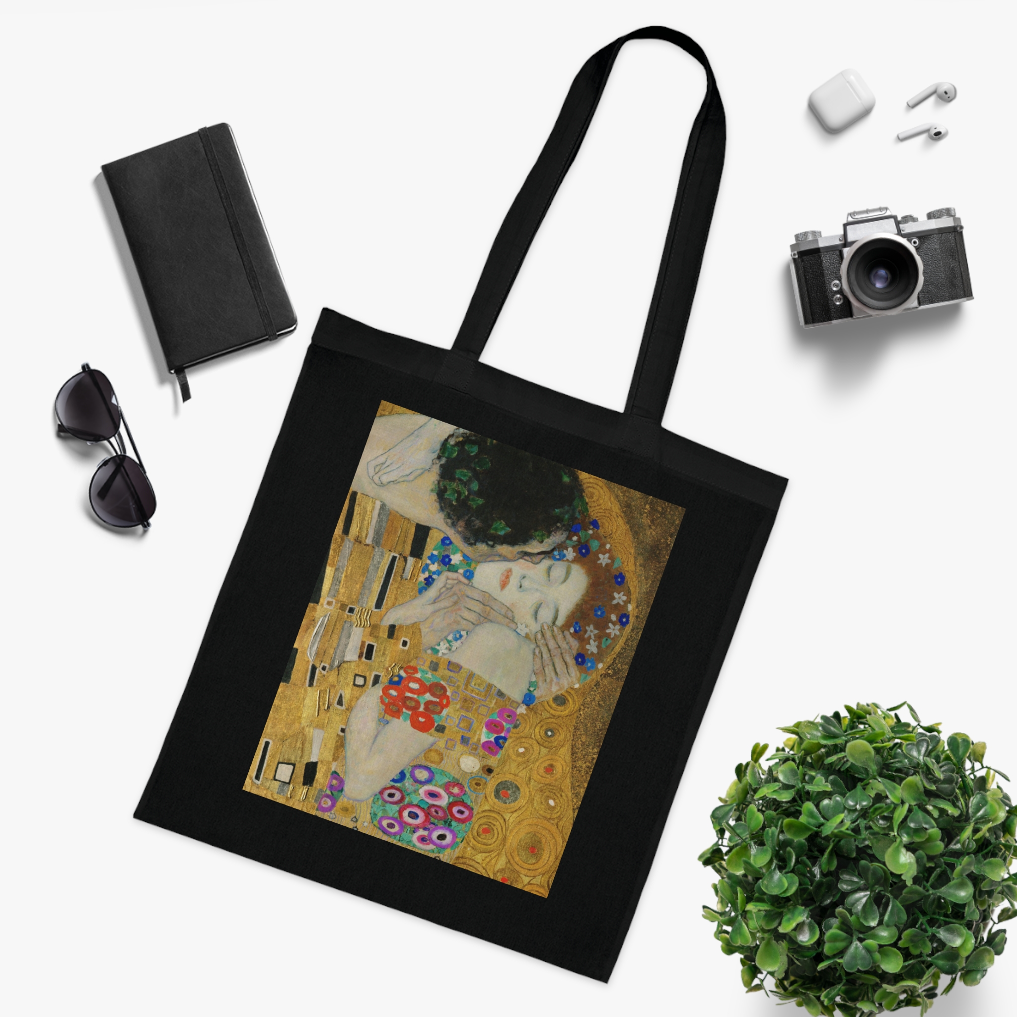 2001661769453082674_2048.jpeg Gustav Klimt – The Kiss | Art Tote Bag